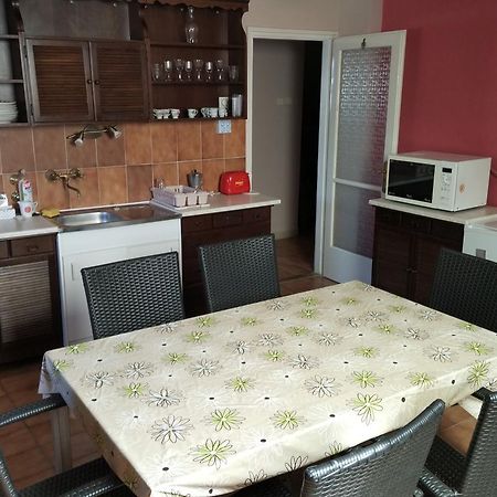 Horvath Apartmanhaz Kaposvár Εξωτερικό φωτογραφία
