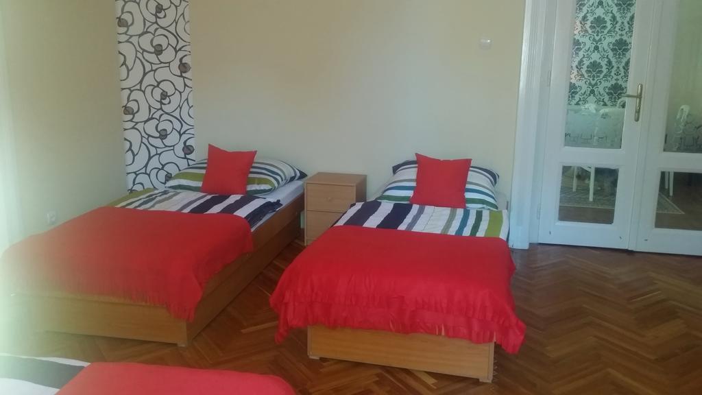 Horvath Apartmanhaz Kaposvár Εξωτερικό φωτογραφία