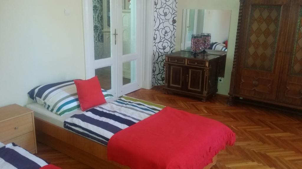 Horvath Apartmanhaz Kaposvár Εξωτερικό φωτογραφία