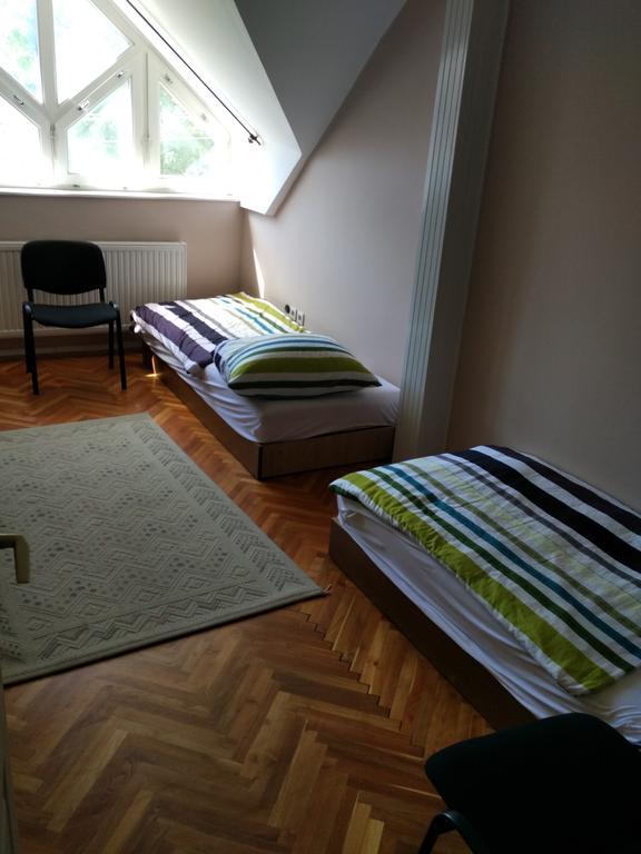 Horvath Apartmanhaz Kaposvár Εξωτερικό φωτογραφία